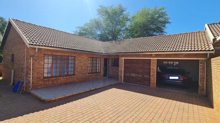 Image for 3 Bedroom House in Theresapark (Private Treaty)